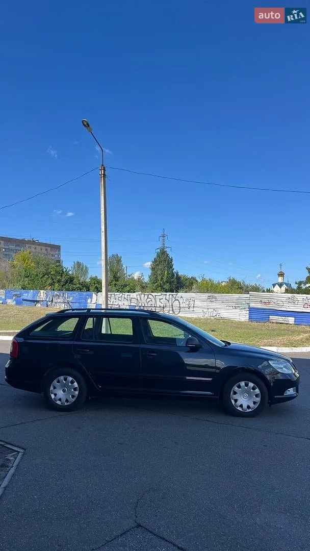 2010 Skoda Octavia - мініатюра 7