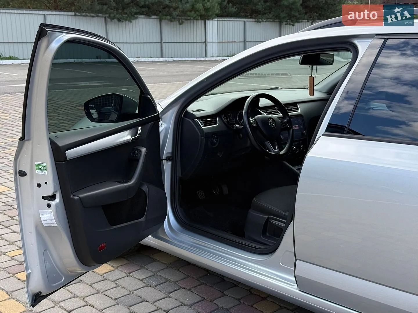 2017 Skoda Octavia - мініатюра 25