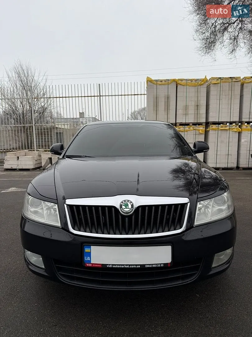 2010 Skoda Octavia - фото 1