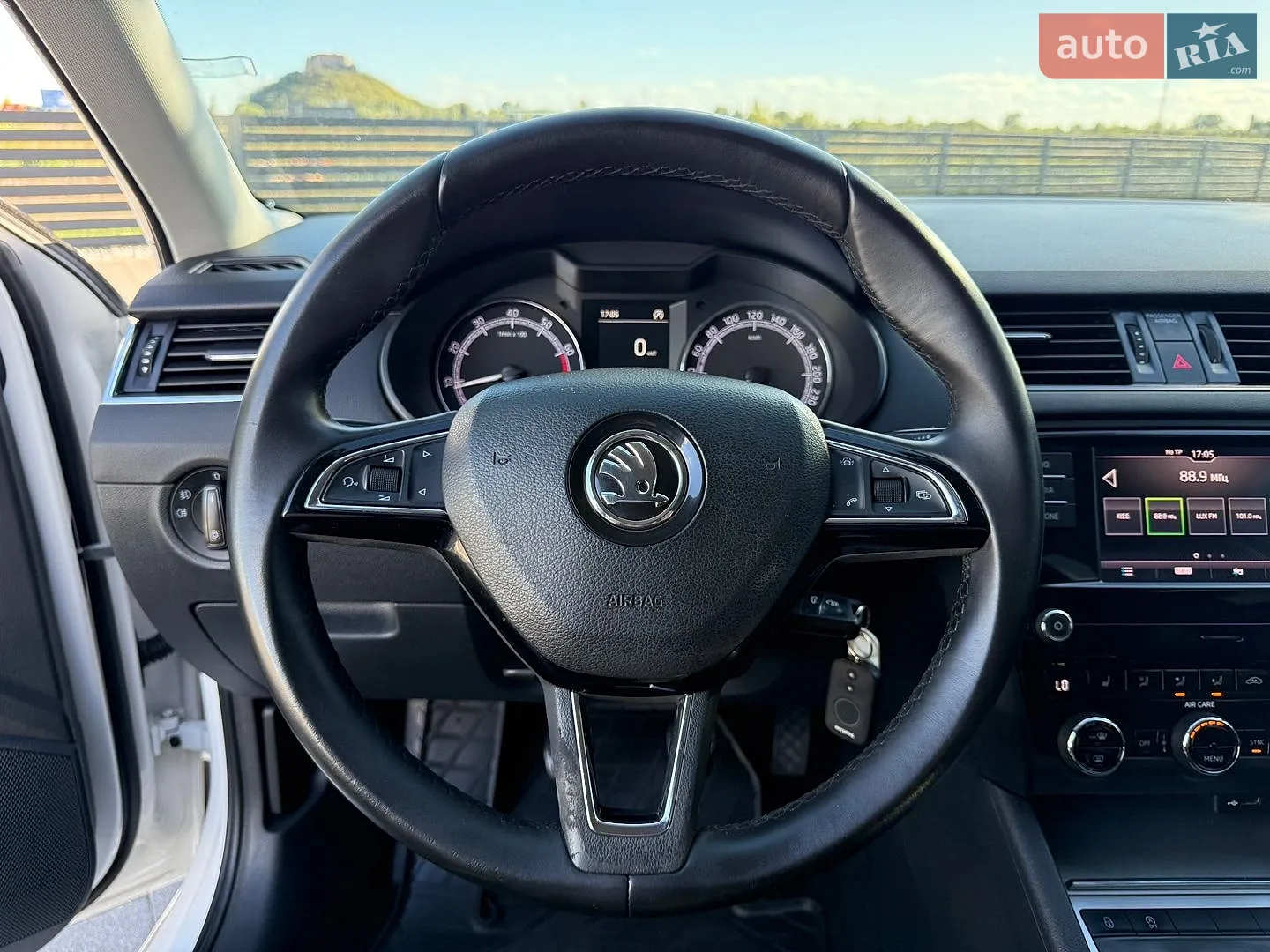 2017 Skoda Octavia - мініатюра 26