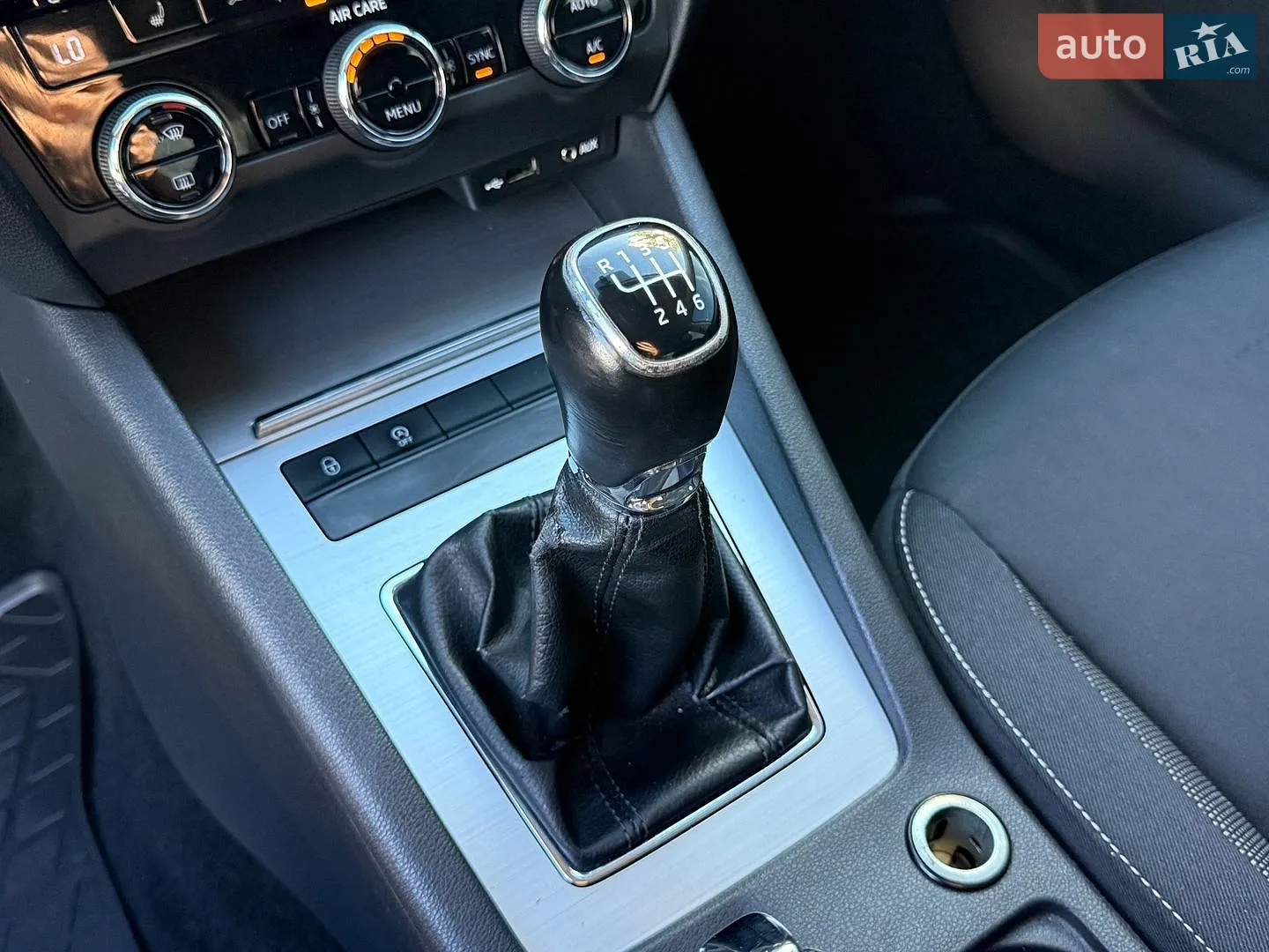 2017 Skoda Octavia - мініатюра 29