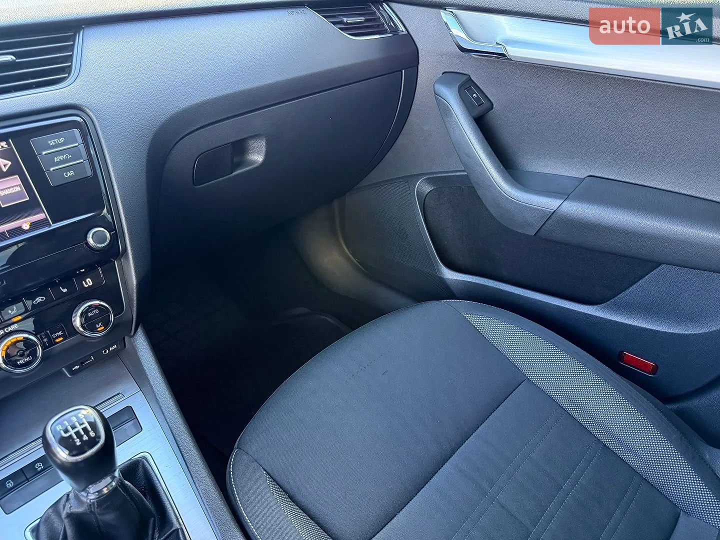 2017 Skoda Octavia - мініатюра 31