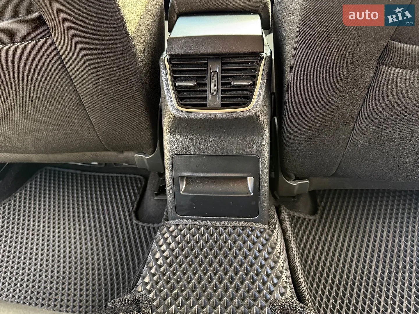 2020 Skoda Octavia - мініатюра 46