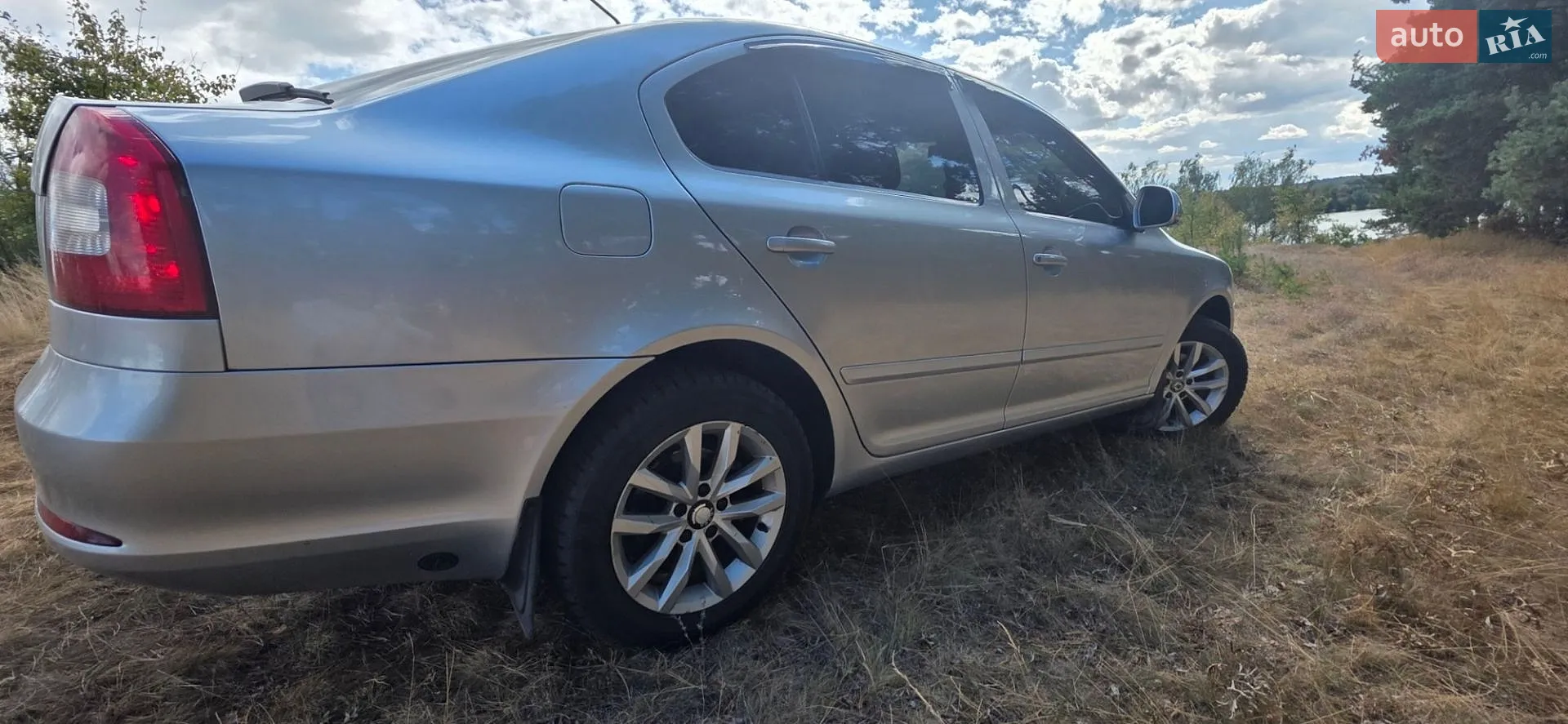 2011 Skoda Octavia - мініатюра 3