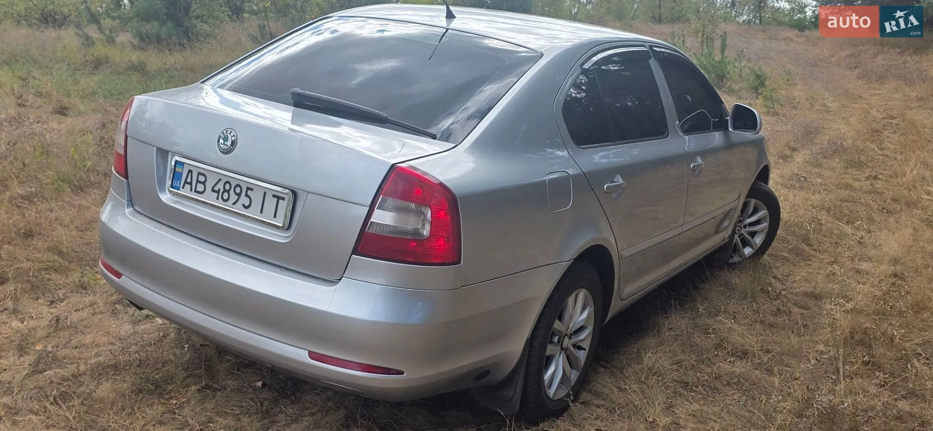 2011 Skoda Octavia - мініатюра 8