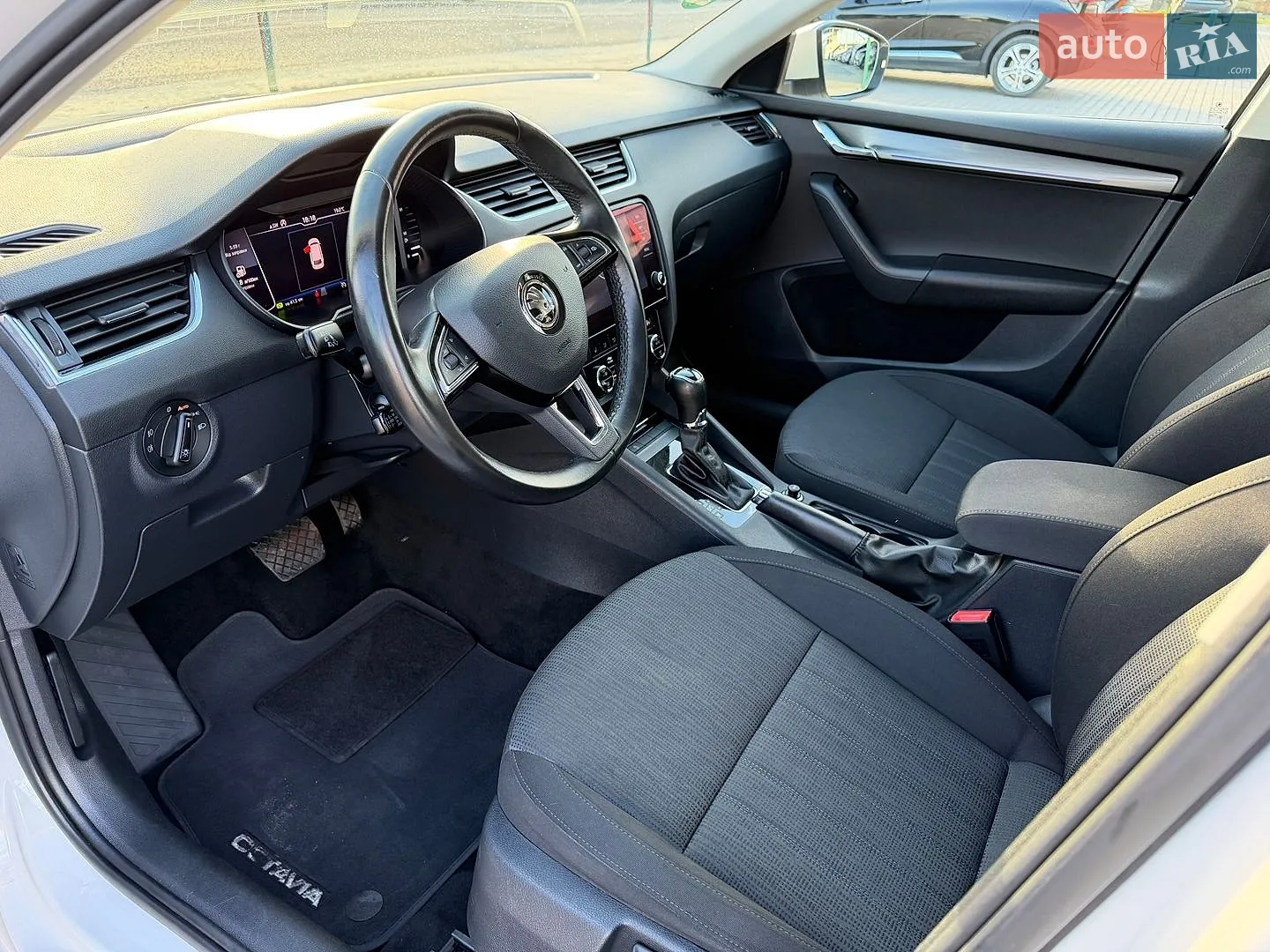 2020 Skoda Octavia - мініатюра 24