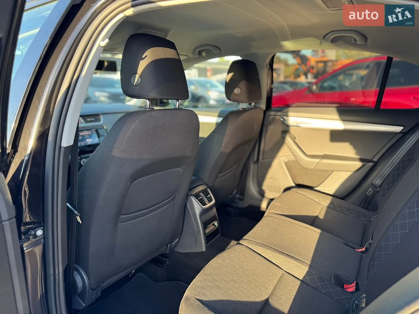 2019 Skoda Octavia - мініатюра 16