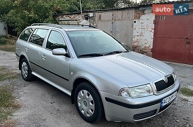 Универсал Skoda Octavia 2004 в Миргороде