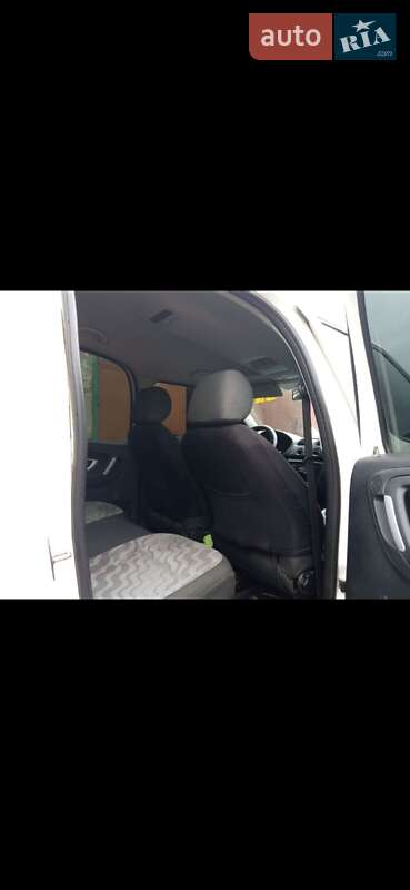 Универсал Skoda Praktik 2010 в Ровно фото 9 Универсал Skoda Praktik 2010 в Ровно