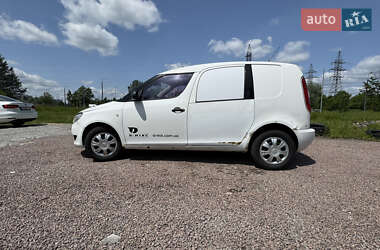 Минивэн Skoda Praktik 2011 в 