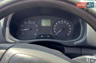 Минивэн Skoda Praktik 2011 в 