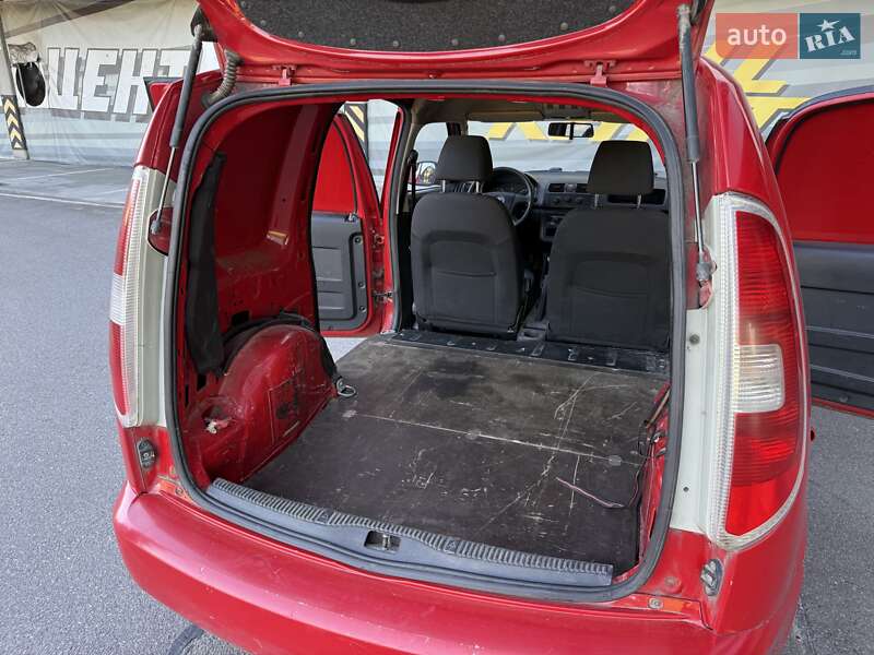 Грузовой фургон Skoda Praktik 2008 в Каменском
