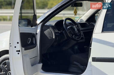 Микровэн Skoda Praktik 2011 в 
