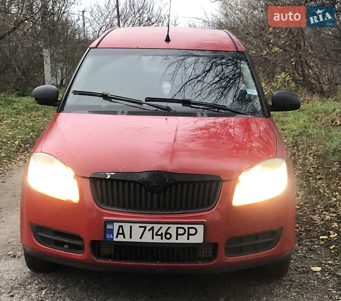 Skoda Praktik 2008 Skoda Praktik 2008