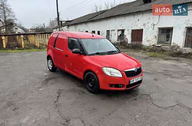 Вантажний фургон Skoda Praktik 2008 в Вінниці