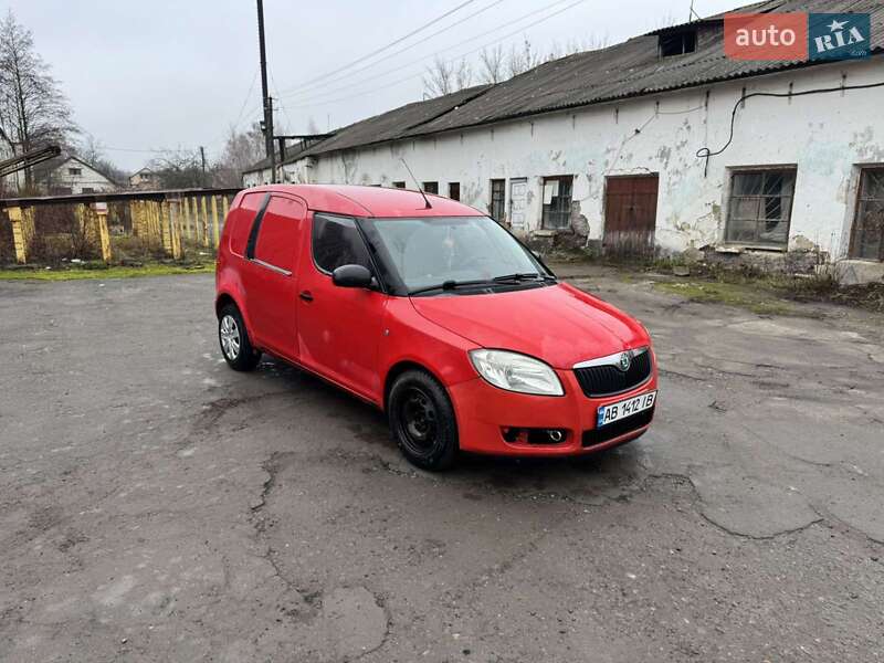 Вантажний фургон Skoda Praktik 2008 в Літині фото Вантажний фургон Skoda Praktik 2008 в Літині