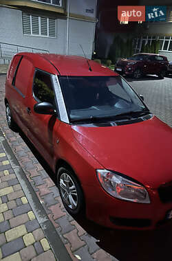 Вантажний фургон Skoda Praktik 2008 в Києві