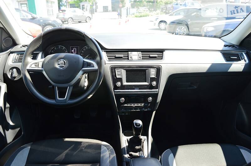 Хетчбек Skoda Rapid 2017 в Києві фото 10 Хетчбек Skoda Rapid 2017 в Києві