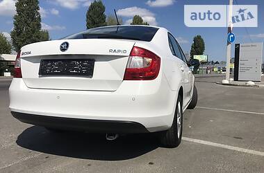 Ліфтбек Skoda Rapid 2015 в 