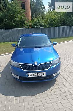 Седан Skoda Rapid 2015 в Житомирі