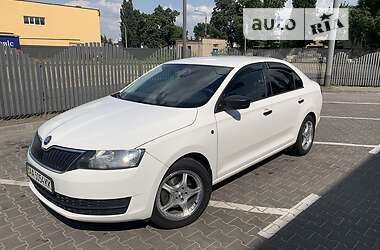 Лифтбек Skoda Rapid 2013 в Киеве