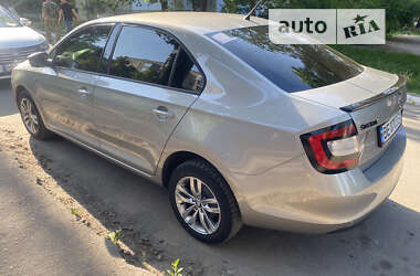 Лифтбек Skoda Rapid 2013 в Первомайске