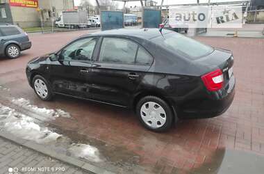 Лифтбек Skoda Rapid 2013 в Луцке