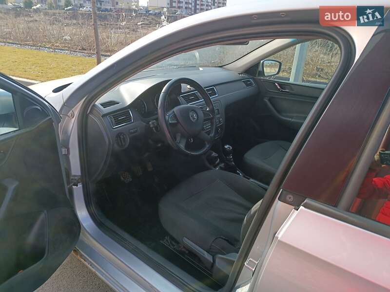 Ліфтбек Skoda Rapid 2013 в Дніпрі