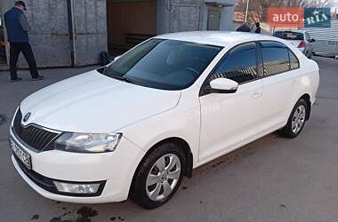 Лифтбек Skoda Rapid 2016 в 