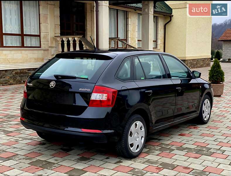 Хетчбек Skoda Rapid 2015 в Василькові