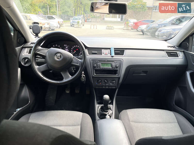 Лифтбек Skoda Rapid 2013 в Львове