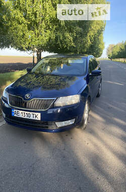 Хетчбек Skoda Rapid 2015 в Дніпрі