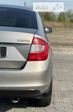 Лифтбек Skoda Rapid 2013 в Киеве