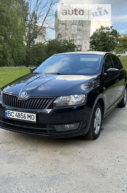 Хэтчбек Skoda Rapid 2014 в Львове