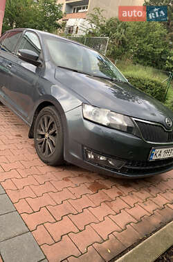 Хетчбек Skoda Rapid 2015 в 