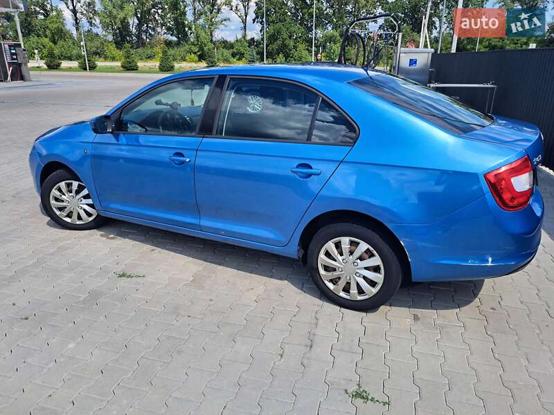 Лифтбек Skoda Rapid 2013 в Обухове