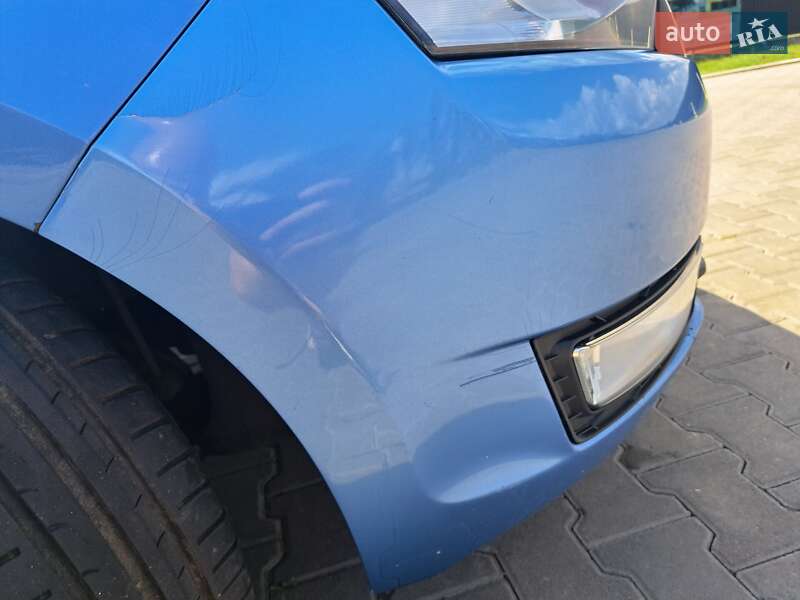 Лифтбек Skoda Rapid 2013 в Обухове