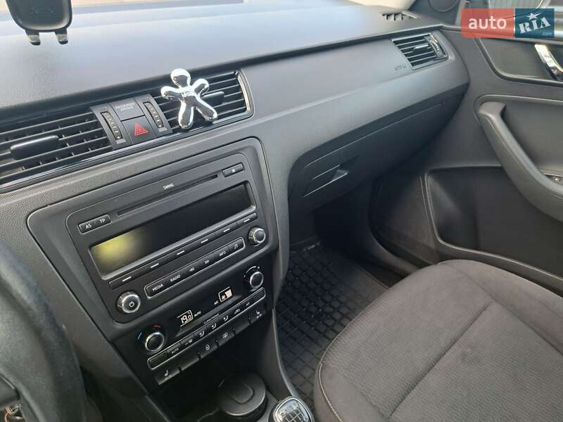 Лифтбек Skoda Rapid 2013 в Обухове