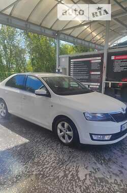 Skoda Rapid 2015