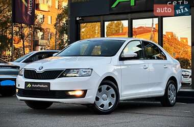 Лифтбек Skoda Rapid 2017 в Киеве