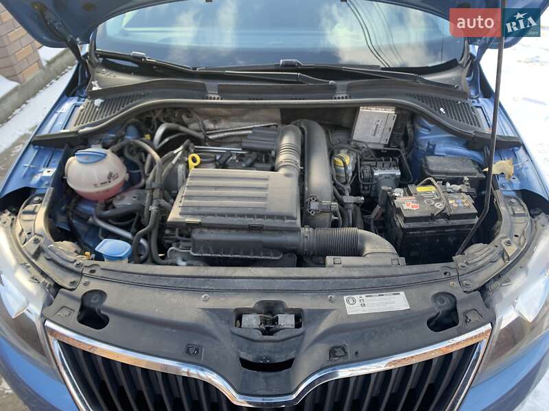 Лифтбек Skoda Rapid 2015 в Бурштыне фото 14 Лифтбек Skoda Rapid 2015 в Бурштыне