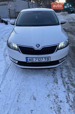 Лифтбек Skoda Rapid 2013 в Днепре