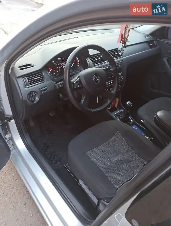 Skoda Rapid 2013 VIN TMBAN2NH3DB100653 фото оголошення 17 з 63