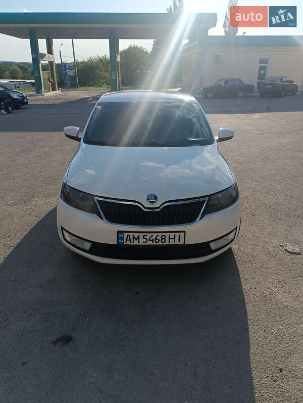 Ліфтбек Skoda Rapid 2014 в 