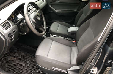 Лифтбек Skoda Rapid 2016 в 