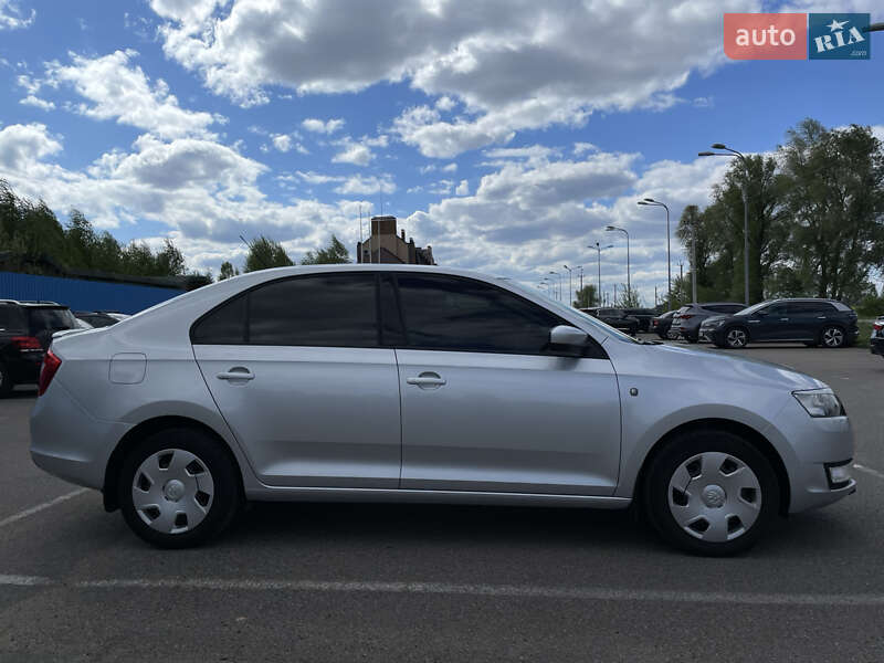 Ліфтбек Skoda Rapid 2013 в Києві