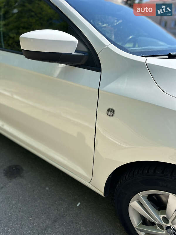 Ліфтбек Skoda Rapid 2015 в Києві