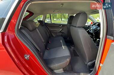 Хэтчбек Skoda Rapid 2015 в 