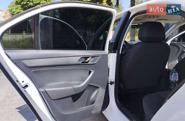 Ліфтбек Skoda Rapid 2015 в 
