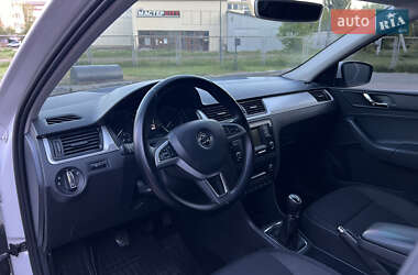 Лифтбек Skoda Rapid 2015 в 